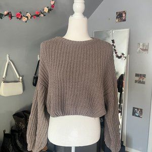 NEW GARAGE CROPPED SWEATER